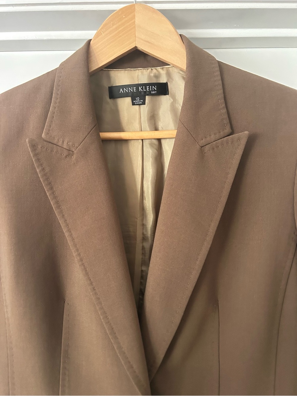 Vintage late 90s/Y2K Anne Klein Taupe Brown Tailored Blazer Size 10